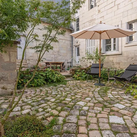 Leonard アパート ソミュール