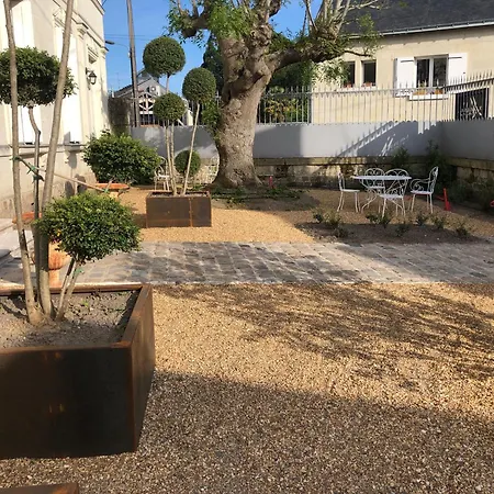 Leonard דירה סומור